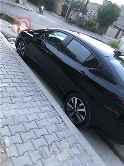 نیسان ڤێرسا